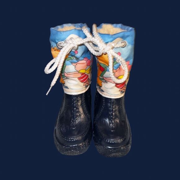 Baby Vintage 70s WINNIE THE POOH Snow Boots SIZE 5 - Picture 2 of 5